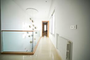 Villa Apollon Seaside and Luxurious