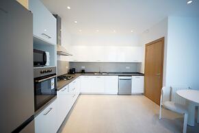 Villa Hermes Seaside and Luxurious