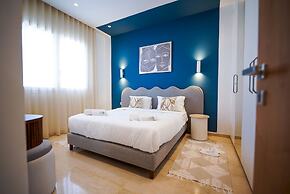 Villa Hermes Seaside and Luxurious