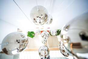 Villa Hermes Seaside and Luxurious