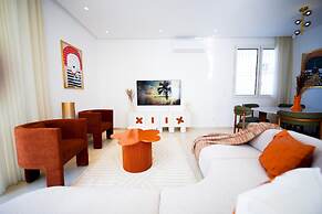 Villa Hermes Seaside and Luxurious