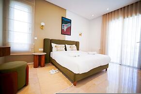 Villa Hermes Seaside and Luxurious