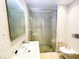 The Business Stay Brand new in Lac 2