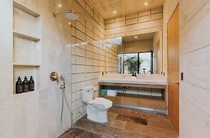 Hum Living Luxury Villas-La Veleta Tulum
