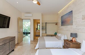 Hum Living Luxury Villas-La Veleta Tulum