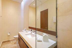 Hum Living Luxury Villas-La Veleta Tulum