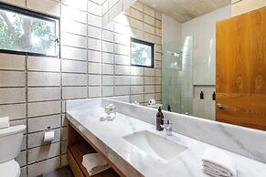 Hum Living Luxury Villas-La Veleta Tulum