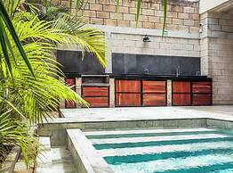 Hum Living Luxury Villas-La Veleta Tulum
