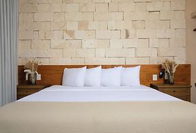 Hum Living Luxury Villas-La Veleta Tulum