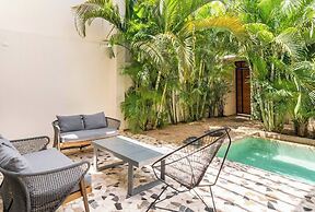 Hum Living Luxury Villas-La Veleta Tulum