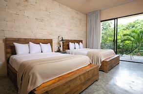 Hum Living Luxury Villas-La Veleta Tulum