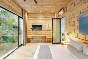 Hum Living Luxury Villas-La Veleta Tulum