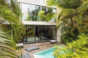 Hum Living Luxury Villas-La Veleta Tulum