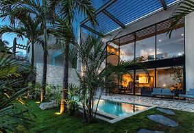 Hum Living Luxury Villas-La Veleta Tulum