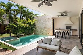 Hum Living Luxury Villas-La Veleta Tulum