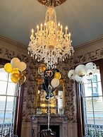 French Quarter Lanaux Mansion B & B