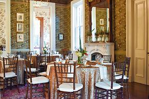 French Quarter Lanaux Mansion B & B