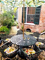 French Quarter Lanaux Mansion B & B