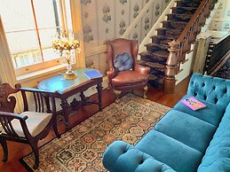 French Quarter Lanaux Mansion B & B