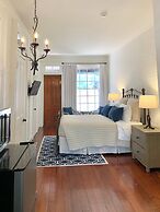 French Quarter Lanaux Mansion B & B