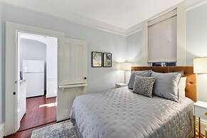 French Quarter Lanaux Mansion B & B