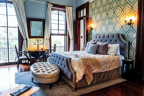 French Quarter Lanaux Mansion B & B