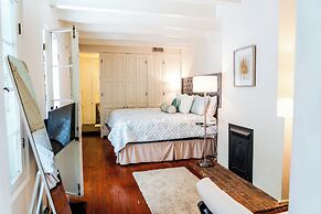 French Quarter Lanaux Mansion B & B