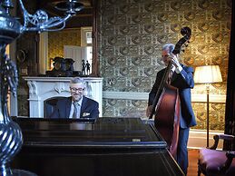 French Quarter Lanaux Mansion B & B