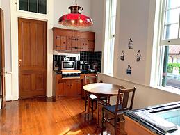 French Quarter Lanaux Mansion B & B