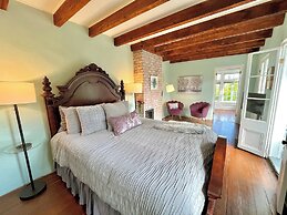 French Quarter Lanaux Mansion B & B