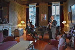 French Quarter Lanaux Mansion B & B