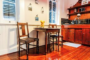 French Quarter Lanaux Mansion B & B