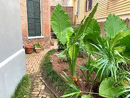 French Quarter Lanaux Mansion B & B