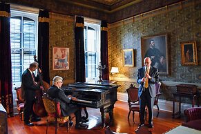 French Quarter Lanaux Mansion B & B