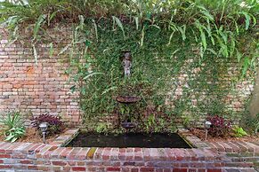 French Quarter Lanaux Mansion B & B