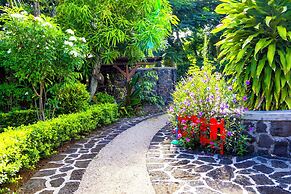 Laurels Villas