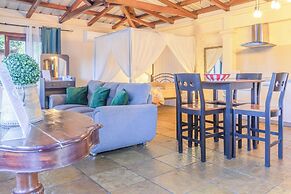 Laurels Villas