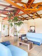 Laurels Villas