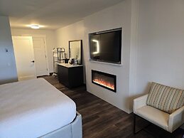 The Whale Watching Inn