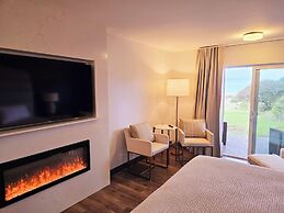 The Whale Watching Inn