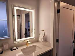 The Whale Watching Inn