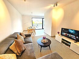 Stylish 3 BR with 2 terraces and parking