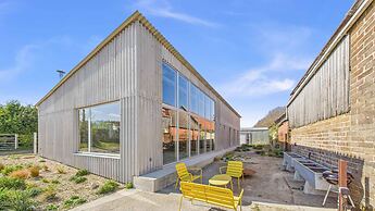South Barns a Spacious Barn Conversion Near Cowes