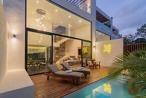 Karanda by Beach Please Tulum
