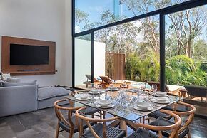 Karanda by Beach Please Tulum