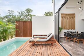 Karanda by Beach Please Tulum