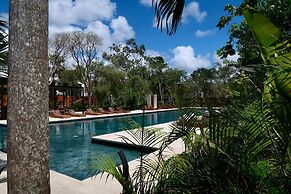 Karanda by Beach Please Tulum