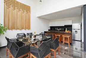 Karanda by Beach Please Tulum