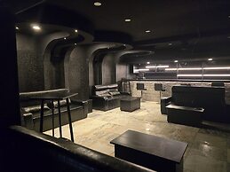 AIKU LUXURY HOTEL & RESORTS