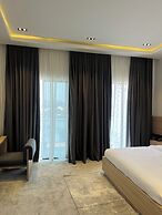 AIKU LUXURY HOTEL & RESORTS